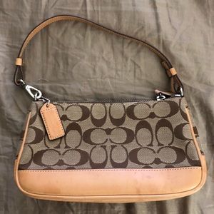 Small Coach shoulder bag